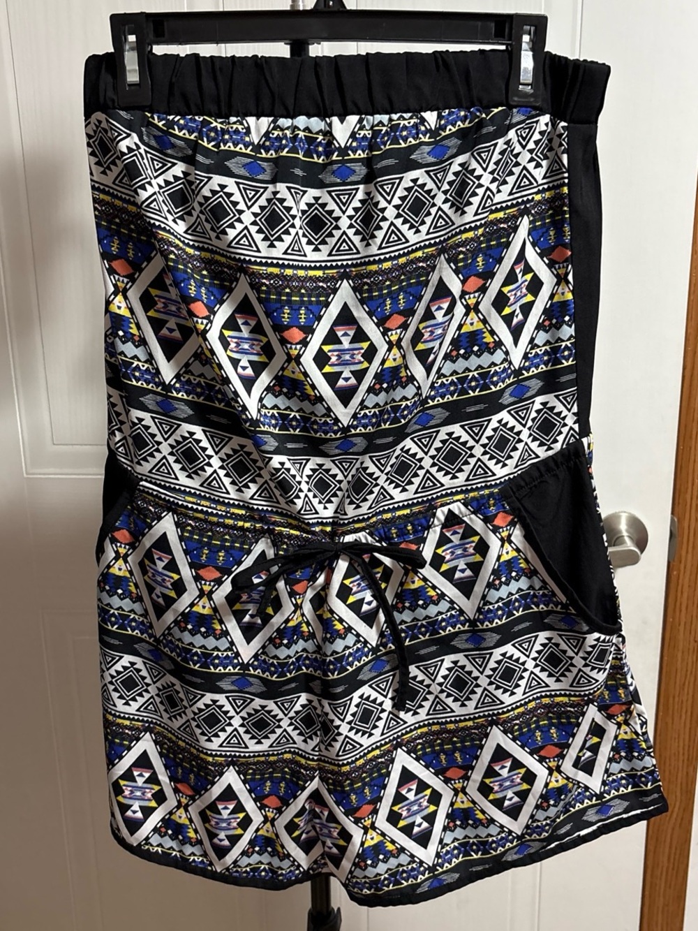 Poof! Black & Multicolor Geometric Print Mini Skirt